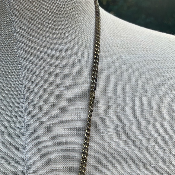 Anatomically Correct Heart Necklace - Picture 4 of 15